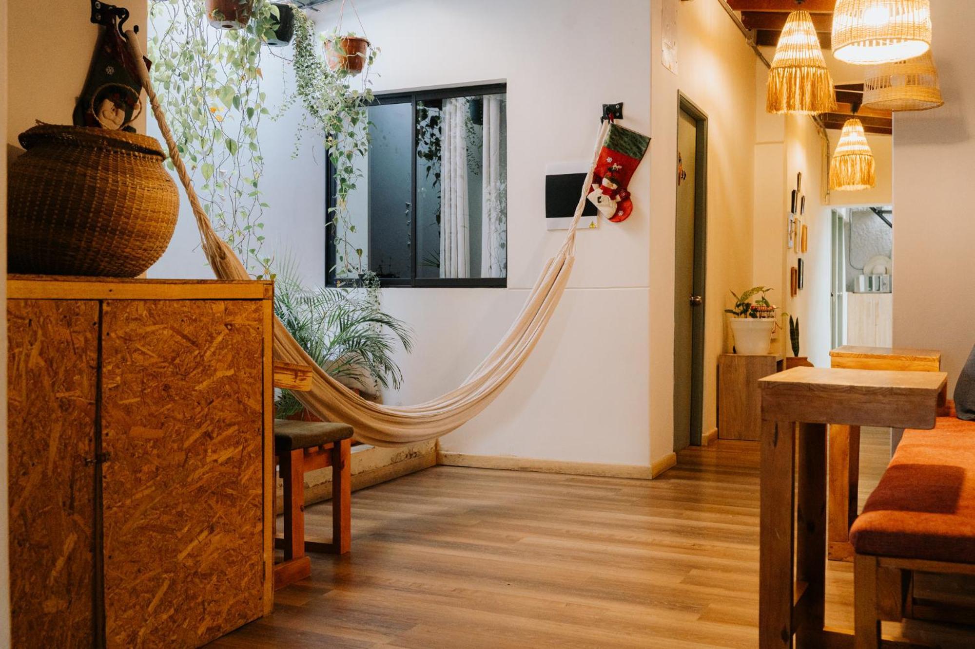 Luum Casa Hotel Manila Меделин Екстериор снимка