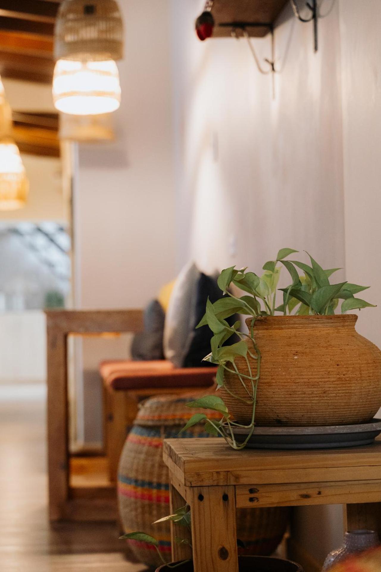 Luum Casa Hotel Manila Меделин Екстериор снимка